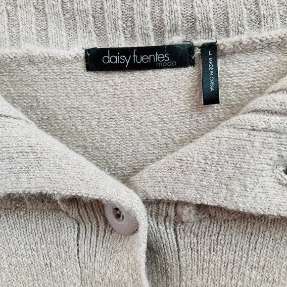 NWT Daisy Fuentes Moda Sparrow Pink Sweater - Picture 3 of 5